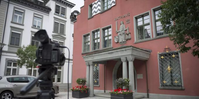 Blick auf das Rathaus in Rheineck.