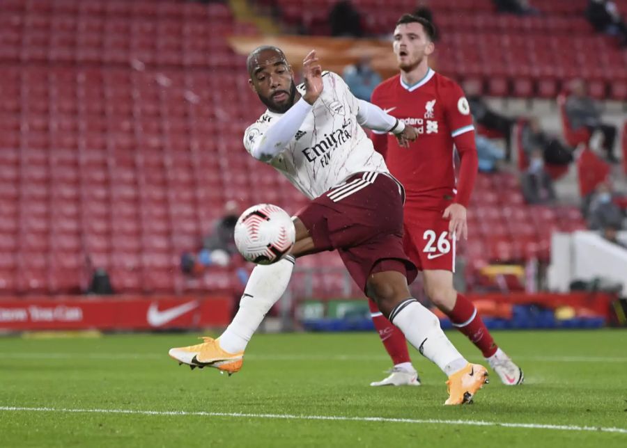 Alexandre Lacazette trifft nach 25 Minuten zur Arsenal Führung.