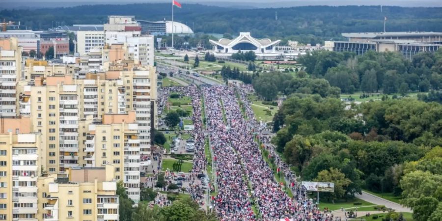 Protestzug in Minsk am Sonntag