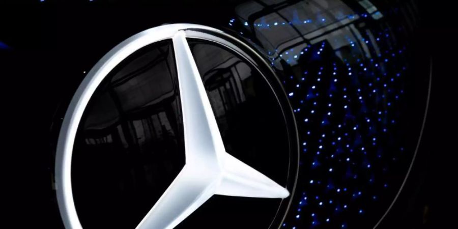 Daimler will sich verstärkt auf den Bau von E-Autos konzentrieren. Foto: Sebastian Gollnow/dpa
