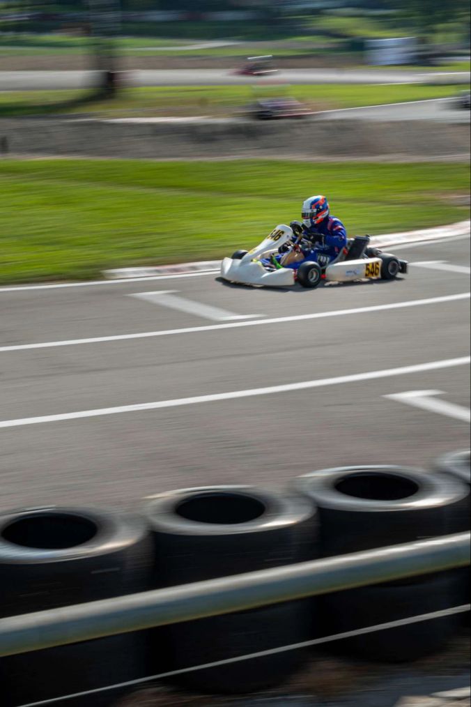 Fahrer Nr. 546 bei der Schweizer Kart Meisterschaft.