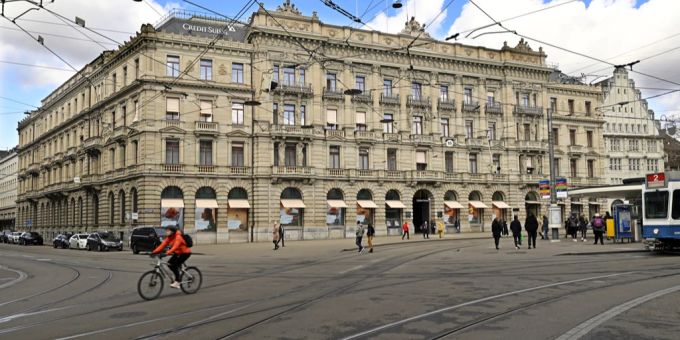 Der Sitz der Credit Suisse am Zürcher Paradeplatz. credit suisse
