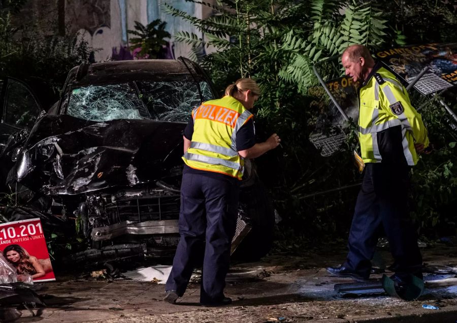 Schwerer Unfall mit vier Toten in Berlin