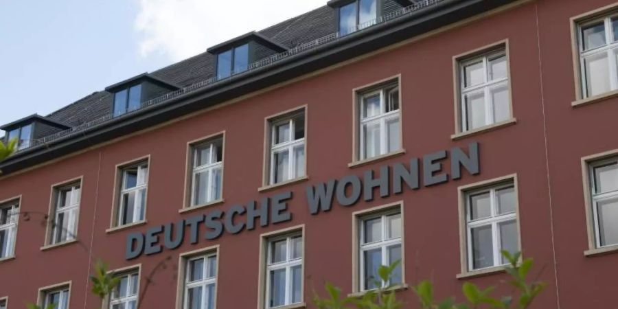 Deutsche Wohnen will in diesem Jahr etwa 10.000 Wohnungen verkaufen, zugleich aber auch etwa 4000 Einheiten erwerben. Foto: Paul Zinken