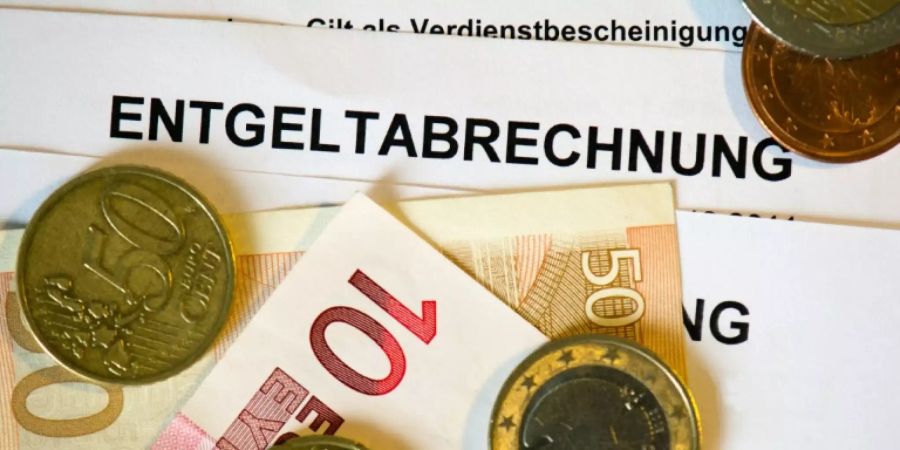 Lohnlücke leicht verringert