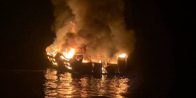 14 noch vermisst - 20 Leichen nach Bootsfeuer in Los Angeles geborgen