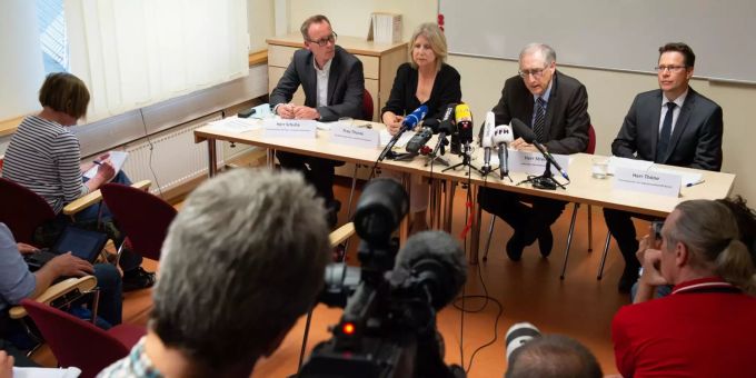«Wir ermitteln in alle Richtungen», erklärte Sabine Thurau, Chefin des Landeskriminalamtes. Walter Lübcke Kopfschuss Politiker