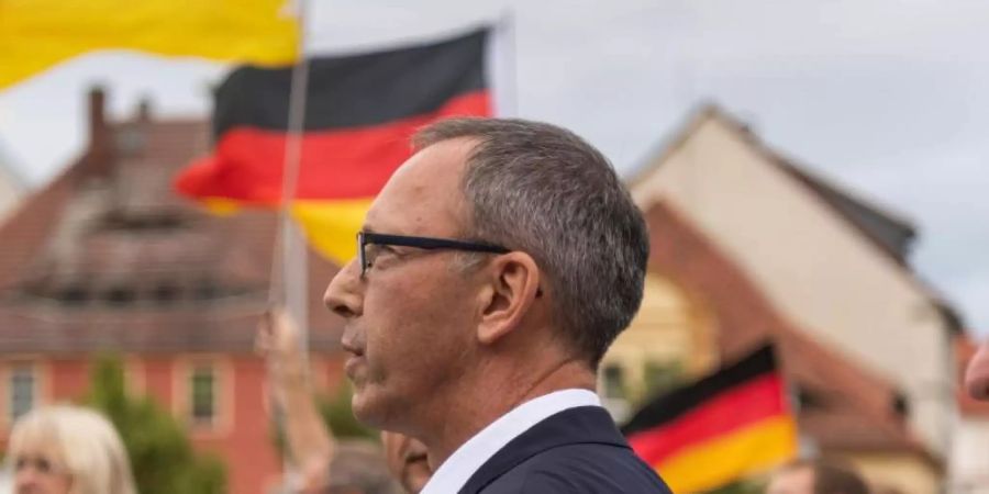 Jörg Urban, Spitzenkandidat der AfD in Sachsen, während einer Wahlkampfkundgebung in Bautzen. Foto: Robert Michael