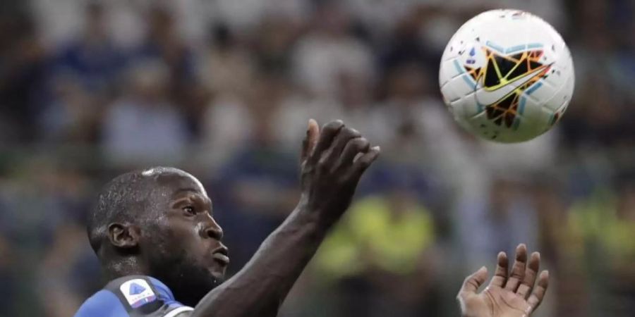 Wurde von Fans eines gegnerischen Vereins geschmäht: Inter Mailands Romelu Lukaku. Foto: Luca Bruno/AP