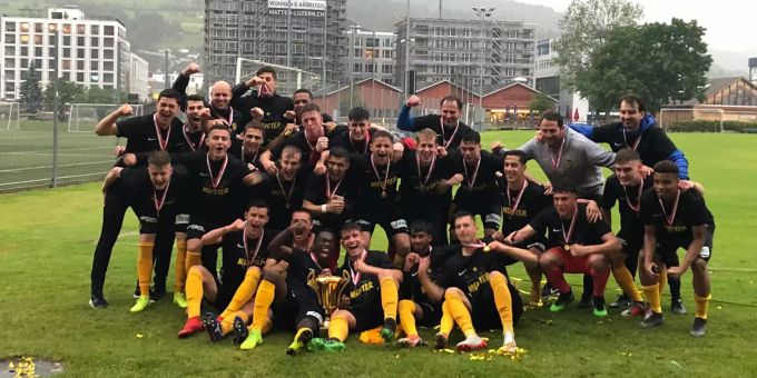 Die YB Junioren holen sich den U18-Meistertitel – und träumen vom Double. YB Junioren U18 Meistertitel