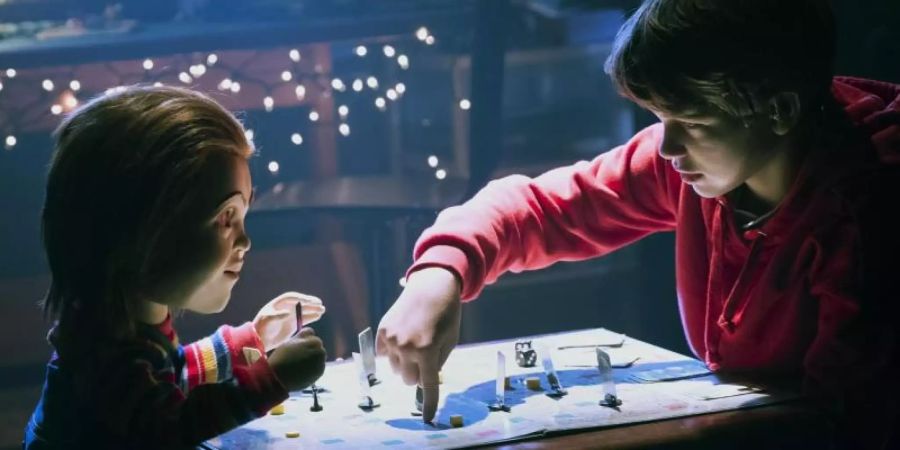 "Buddi Doll" Chucky wird Andys (Gabriel Bateman) Spielgefährte. Foto: Eric Milner/Capelight Pictures