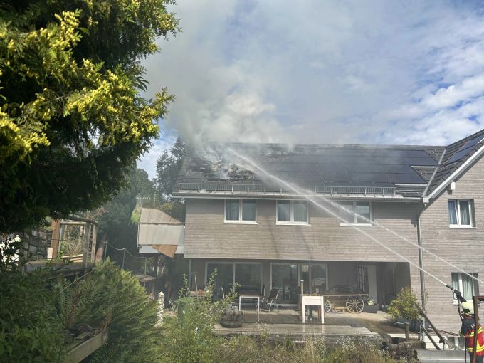 Die Feuerwehr konnte den Brand schnell löschen. Brand Schwyz