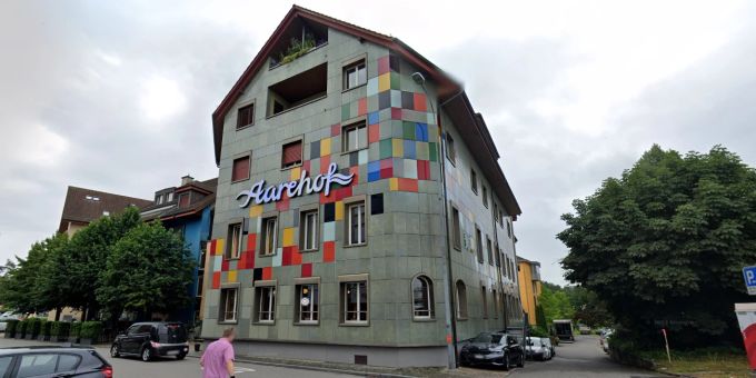Das ehemalige Hotel «Aarehof» in Möriken-Wildegg AG. Hotel