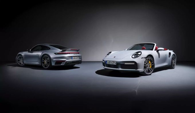 Offen oder geschlossen – Porsche bietet beides an Porsche 911 Turbo S