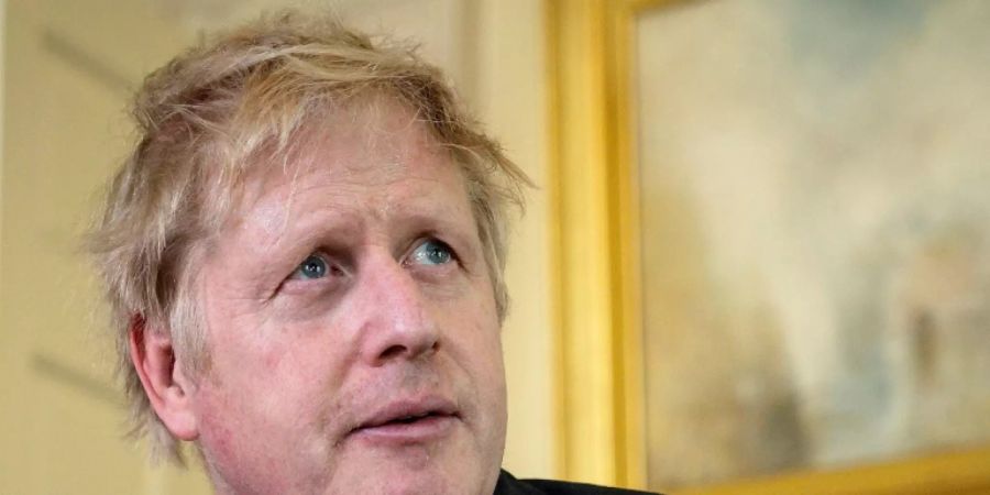 Boris Johnson bei seiner Video-Botschaft nach dem Krankenhausaufenthalt