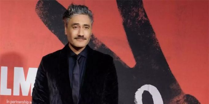 Taika Waititi schrieb fünf Drehbücher für «Thor: Love and Thunder» taika waititi