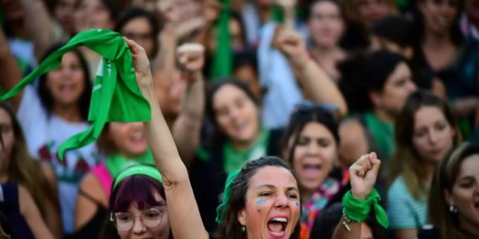 Buenos Aires - Tausende demonstrieren in Argentinien für Legalisierung von Abtreibungen
