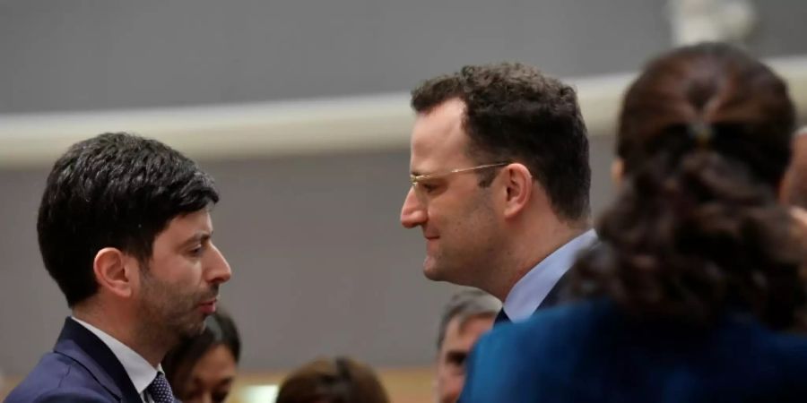 Speranza (l) und Spahn bei Krisentreffen in Rom