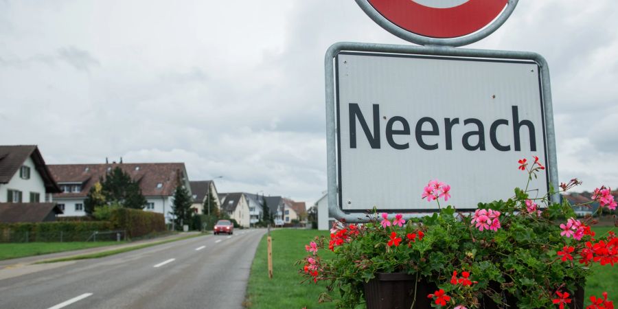 Die Gemeinde Neerach im Bezirk Dielsdorf im Zürcher Unterland. - Bezirk Dielsdorf