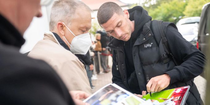 Robin Gosens will später einmal in der Bundesliga spielen. Robin Gosens will später einmal in der Bundesliga spielen.