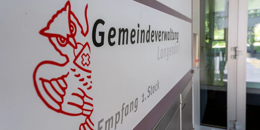 Der Eingang zur Gemeindeverwaltung der Einwohnergemeinde Langendorf an der Schulhausstrasse 2.