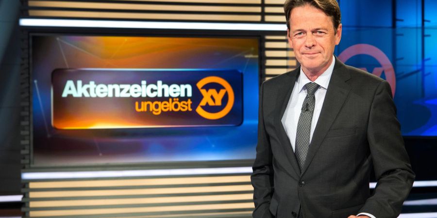 Der ZDF-Moderator Rudi Cerne führt durch die Sendung «Aktenzeichen XY ... ungelöst».