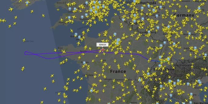 Die Edelweiss-Maschine auf dem Flug nach Cancun muss wenden. Die Edelweiss-Maschine auf dem Flug nach Cancun muss wenden.