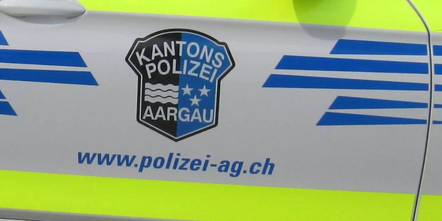 Schon wieder ein Tötungsdelikt im Kanton Aargau: In einer Wohnung ist ein älteres Ehepaar tot aufgefunden worden.