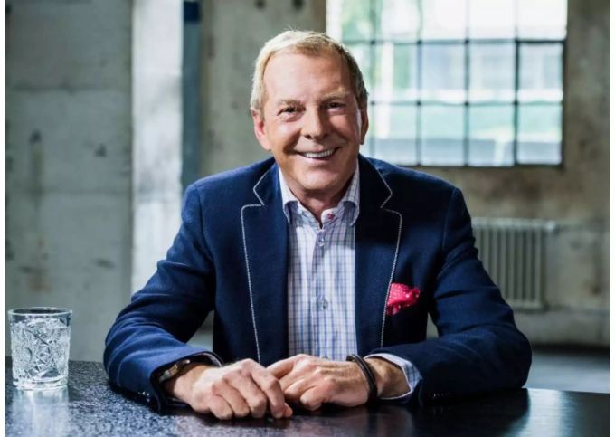 Kurt Aeschbacher ist nicht mehr oft am TV zu sehen. Kurt Aeschbacher