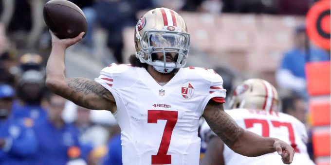 Arbeitsloser Quarterback - Colin Kaepernick klagt gegen die NFL
