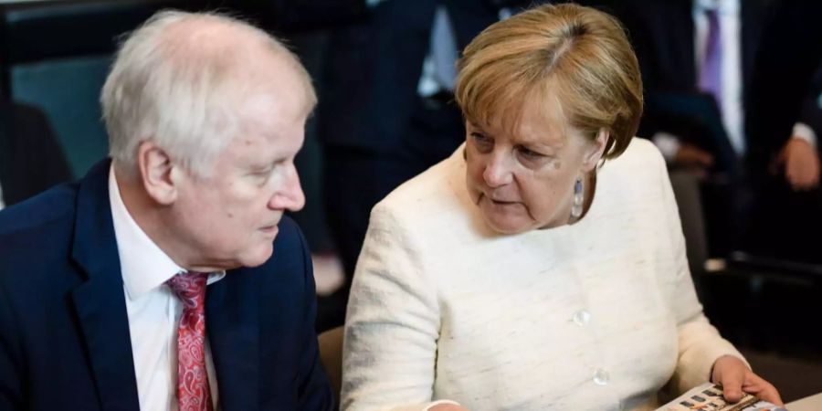 Horst Seehofer und Angela Merkel haben eine Einigung gefunden.