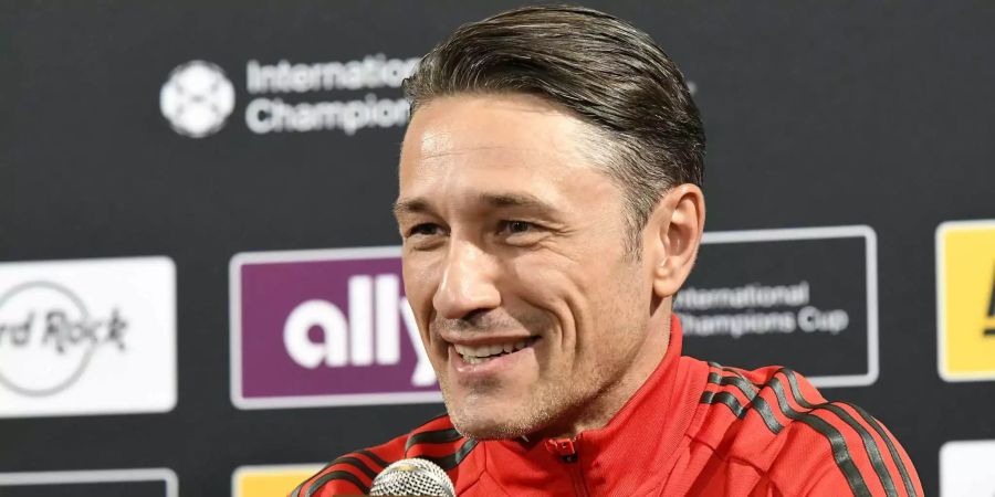 Niko Kovac, Trainer des FC Bayern München, spricht auf einer Pressekonferenz.