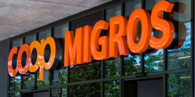 Coop und Migros dominieren den Lebensmittelmarkt. Coop Migros