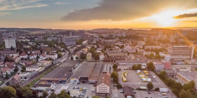 Sonnenuntergang ueber den Quartieren Stoeckacker, Bethlehem und Buempl