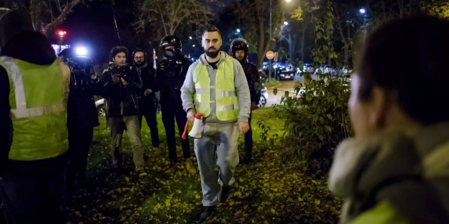 Die «Gelbwesten» protestieren jetzt auch gegen die Verhaftung von Eric Drouet.