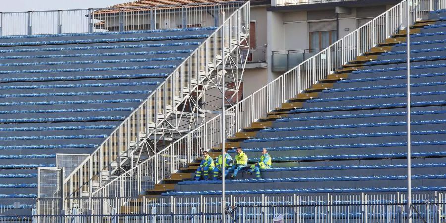 Eine leere Tribüne im Empoli-Stadion.