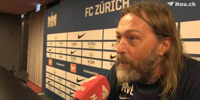 FCZ-Assistenztrainer René van Eck beim Interview.