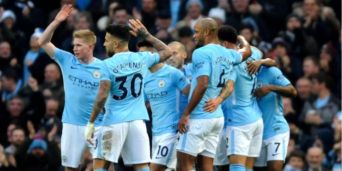 Das Feiern geht weiter: Manchester City gewinnt auch das 17. Spiel in Folge in der Premier League. Das Feiern geht weiter: Manchester City gewinnt auch das 17. Spiel in Folge in der Premier League.
