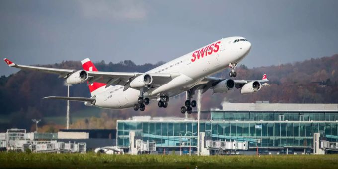Eine Swiss-Maschine erlitt am Montag in Madrid Vogelschlag. swiss-maschine