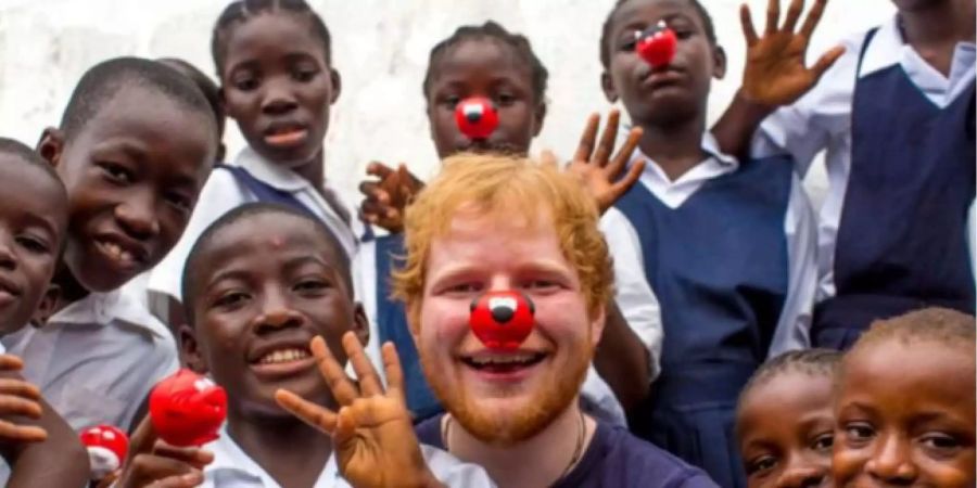 Ed Sheeran hilft in Monrovia.