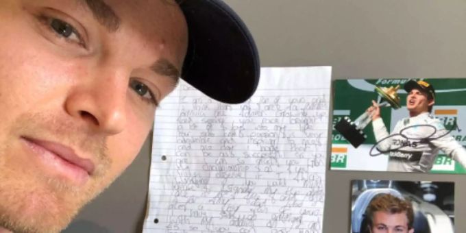 Rosberg sucht den Superfan: Der Deutsche startet auf Twitter einen Aufruf. Rosberg sucht den Superfan: Der Deutsche startet auf Twitter einen Aufruf.