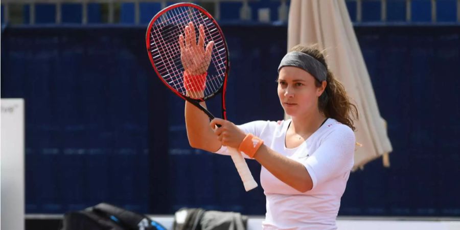 Darf zufrieden sein: Stefanie Vögele nach dem Gewinn der Achtelfinalpartie gegen die Französin Alizé Cornet.