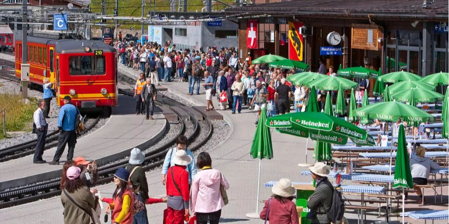 Die Jungfraubahn hat einen neuen Besucherrekord aufgestellt.