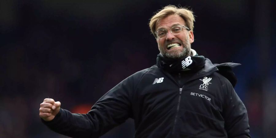 Kann Liverpool-Trainer Jürgen Klopp heute auch jubelnd die Zähne fletschen?