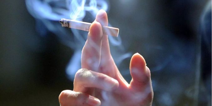 Schon bei einer Zigarette pro Tag sind die gesundheitlichen Risiken viel höher als ohne. Schon bei einer Zigarette pro Tag sind die gesundheitlichen Risiken viel höher als ohne.