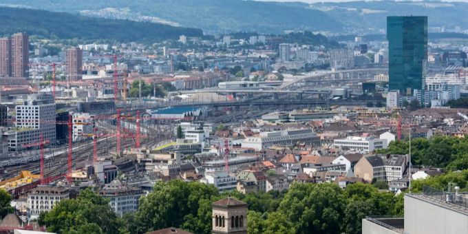 Blick auf die Stadt Zürich. Metropolitanraum Zürich