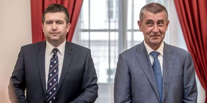 Teilwahlen für Senat - Schlappe für tschechische Regierungsparteien