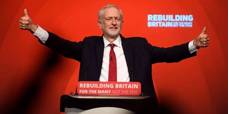 Jeremy Corbyn hält eine Rede zum Abschluss des Labour-Parteitages in Liverpool.