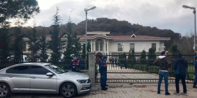 Neue Spur - Türkische Ermittler durchsuchen Villa nach Khashoggi-Leiche