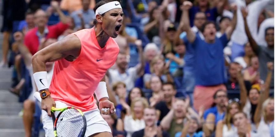 Rafael Nadal schreit im Spiel gegen Karen Khachanov an den US Open 2018 seine Erleichterung heraus.